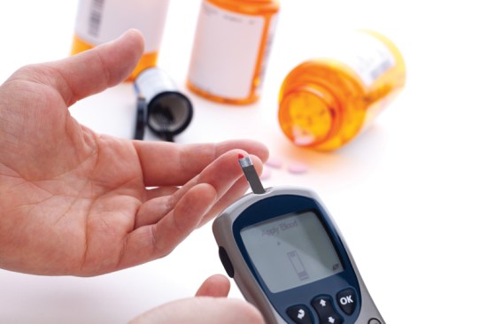 El control de la diabetes es uno de
los compromisos. SHUTTERSTOCK Glucómetro