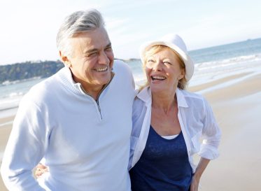 Happy-old-couple-smile-face-e1499863068485